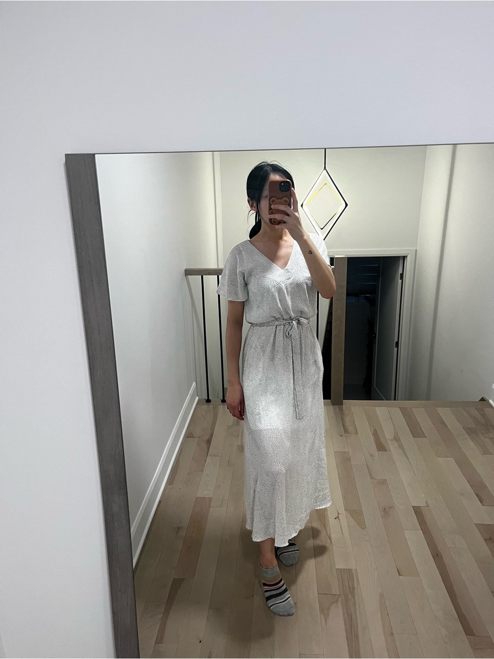 Sienna Sky White Speckled V‑Neck Tie‑Waist Maxi Dress